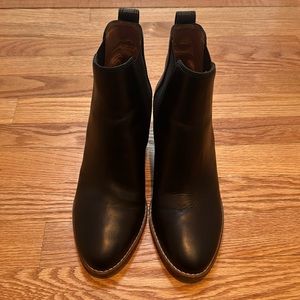 Madewell black leather ankle booties size 8